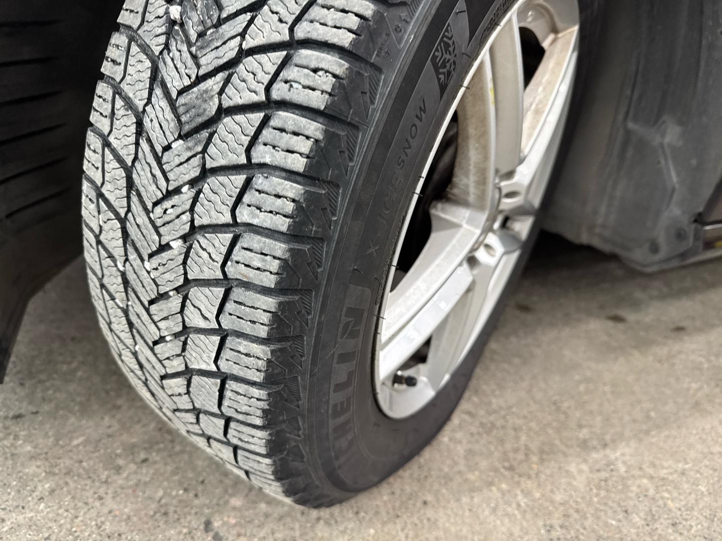 MERCEDES-BENZ E 2009