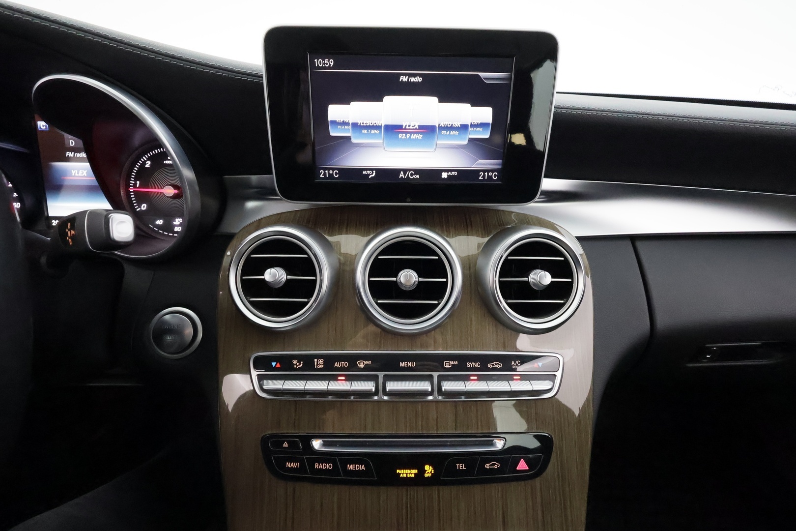 MERCEDES-BENZ C 2018