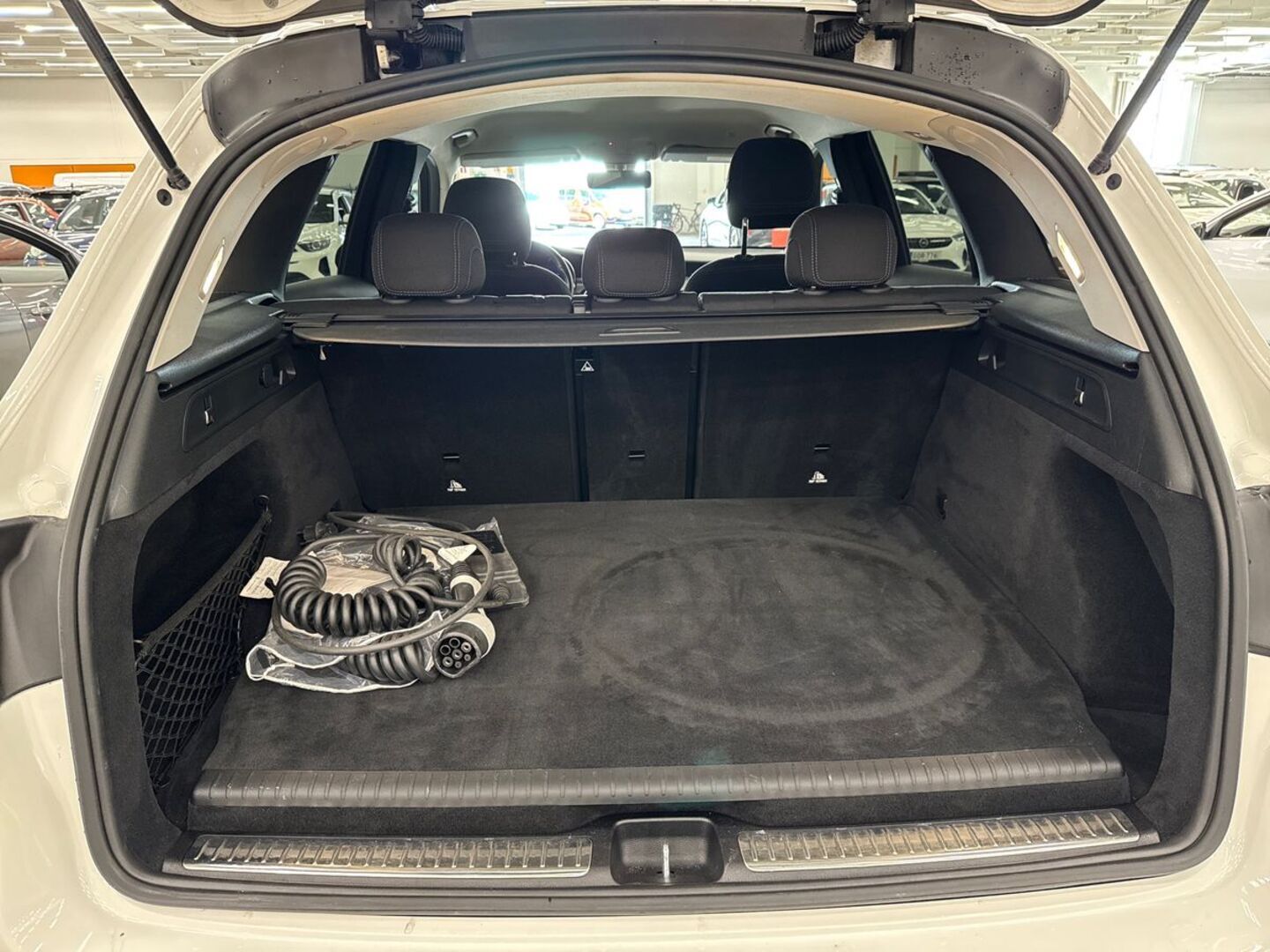 MERCEDES-BENZ GLC 11