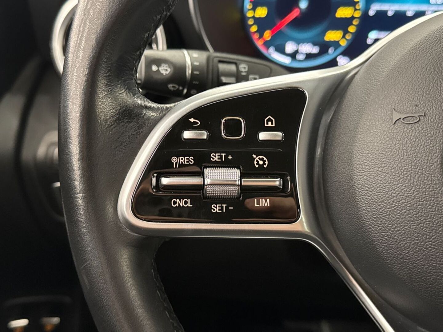 MERCEDES-BENZ GLC 22