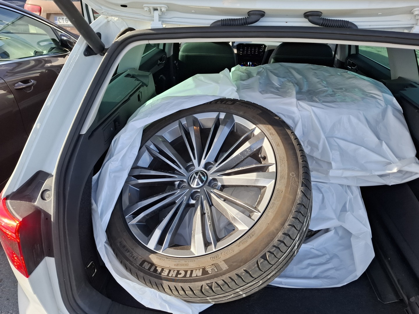 VOLKSWAGEN Passat 2021