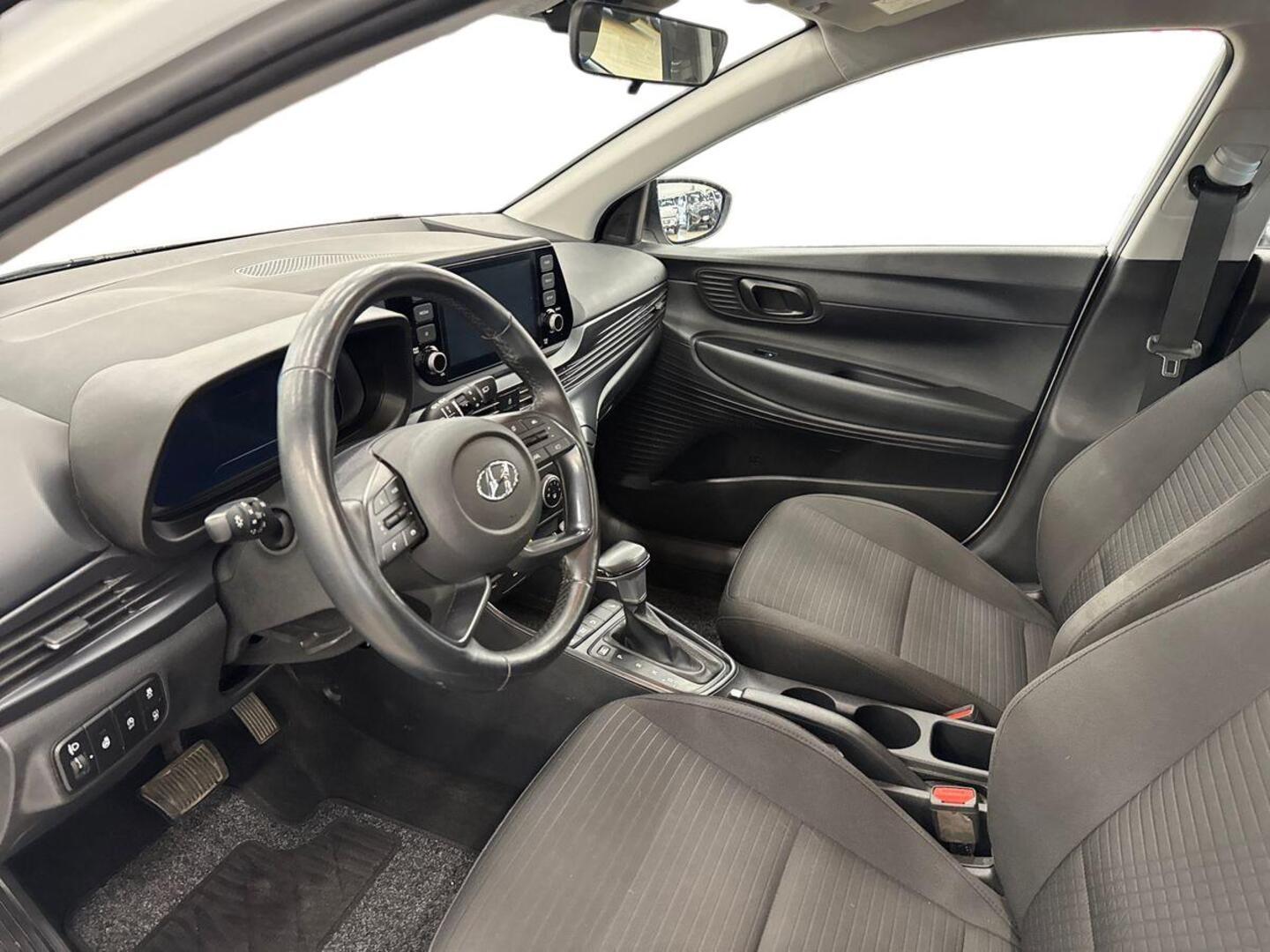 HYUNDAI i20 Hatchback 2021