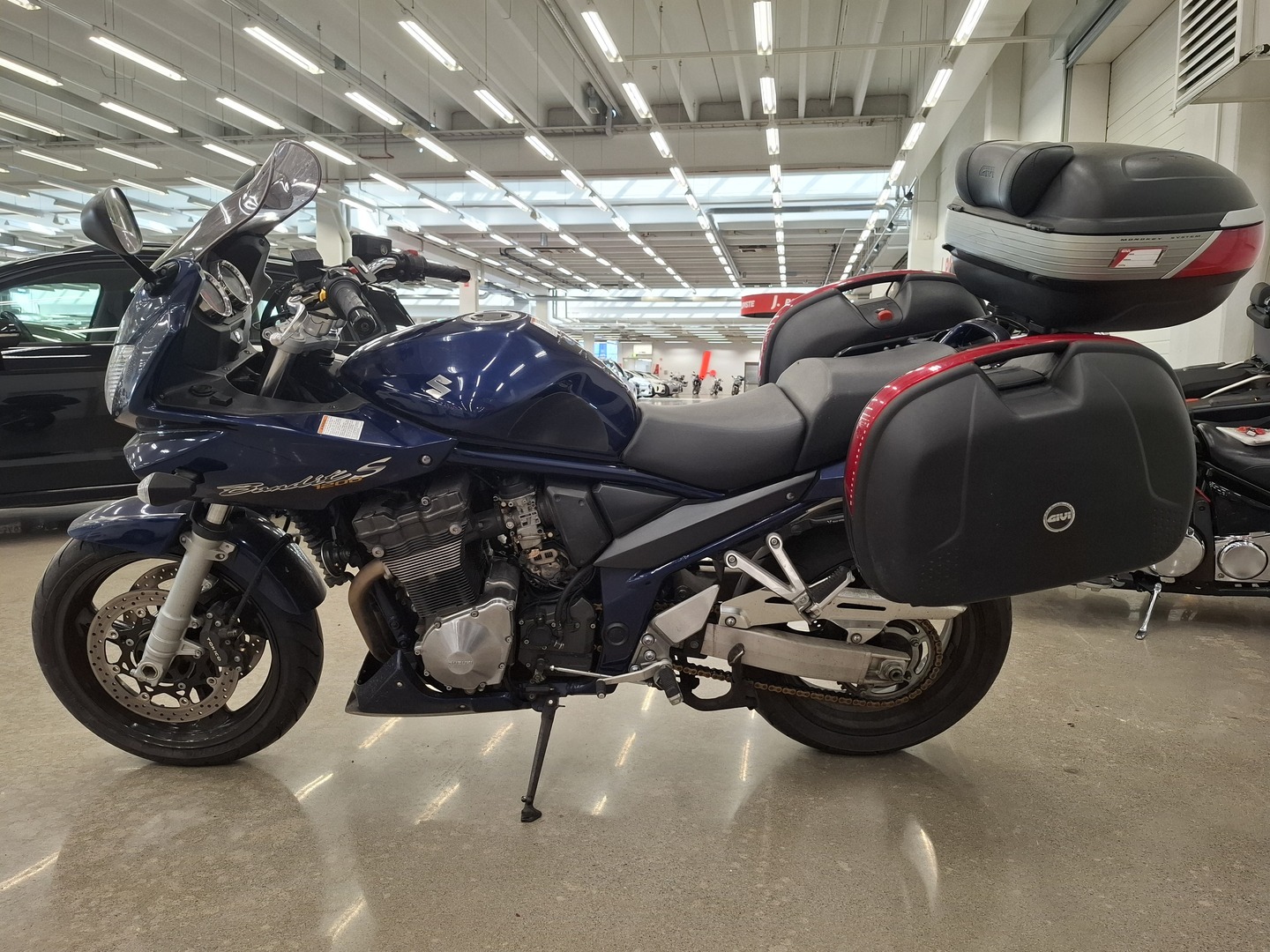 SUZUKI GSF 2006