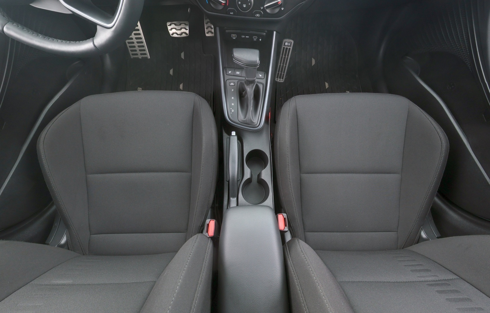 HYUNDAI BAYON Cross 2025