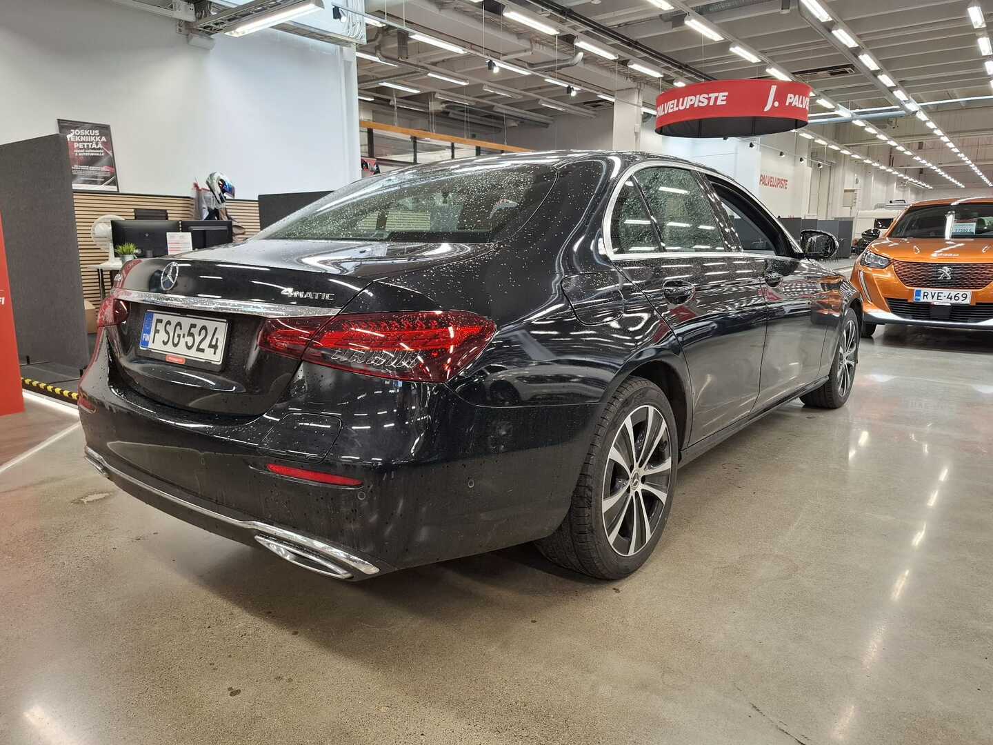 MERCEDES-BENZ E 2021