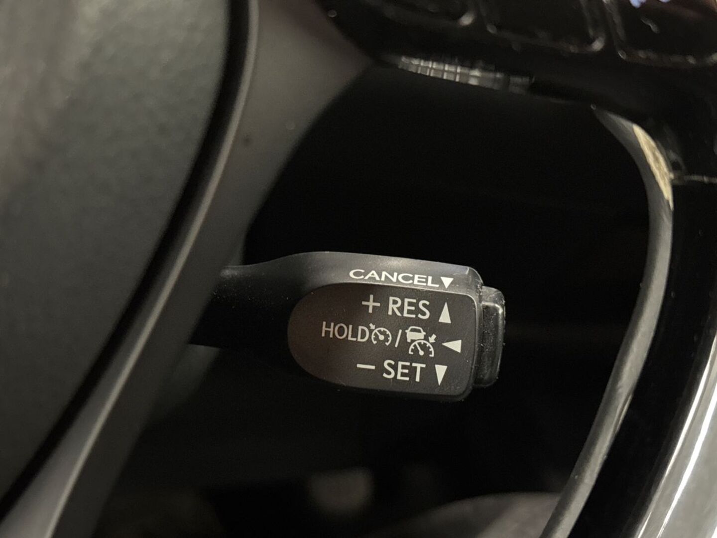 TOYOTA C-HR 2019