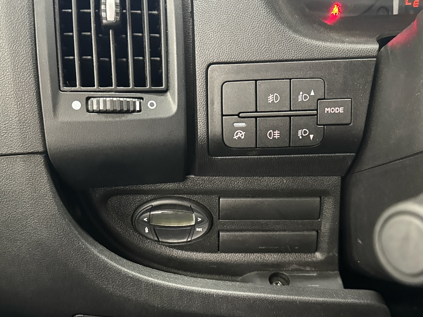 PEUGEOT Boxer 2023
