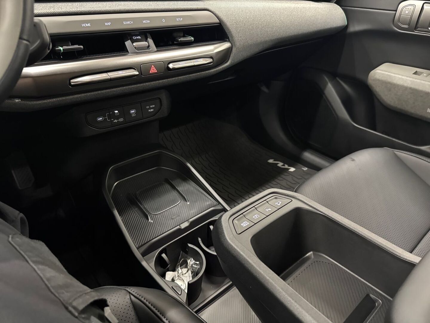 KIA EV4 2026