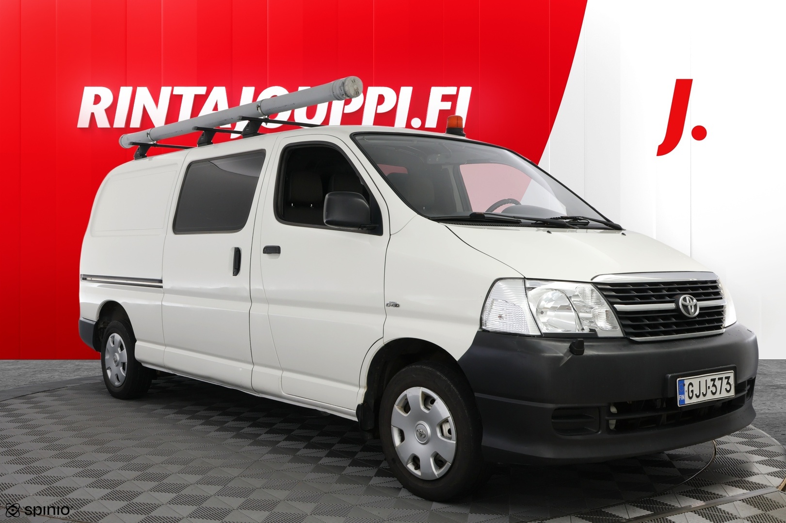 TOYOTA Hiace 2011