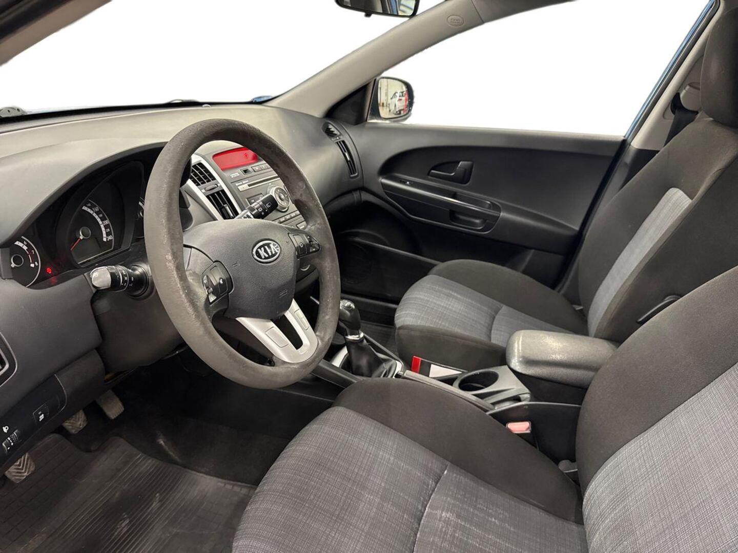 KIA cee'd 2011