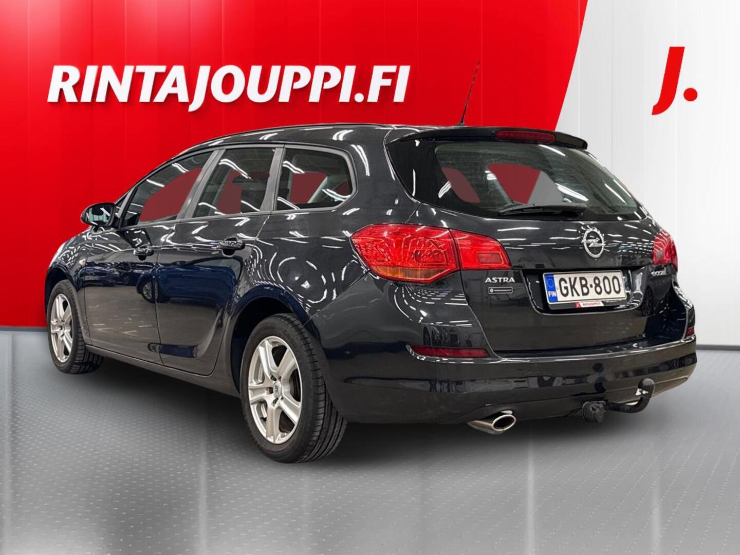 OPEL Astra 2012