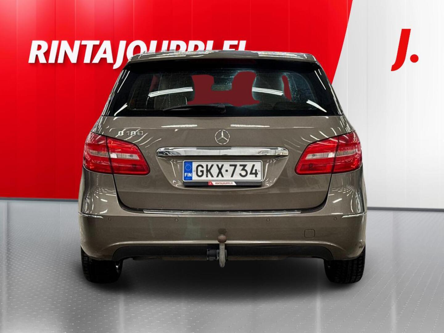 MERCEDES-BENZ B 2013