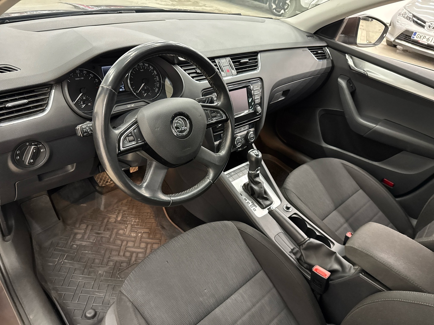 SKODA Octavia 2014