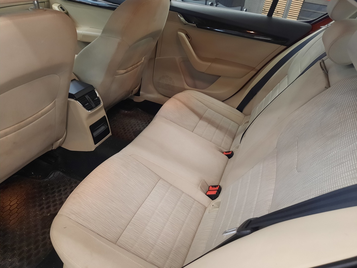 SKODA Octavia 2014