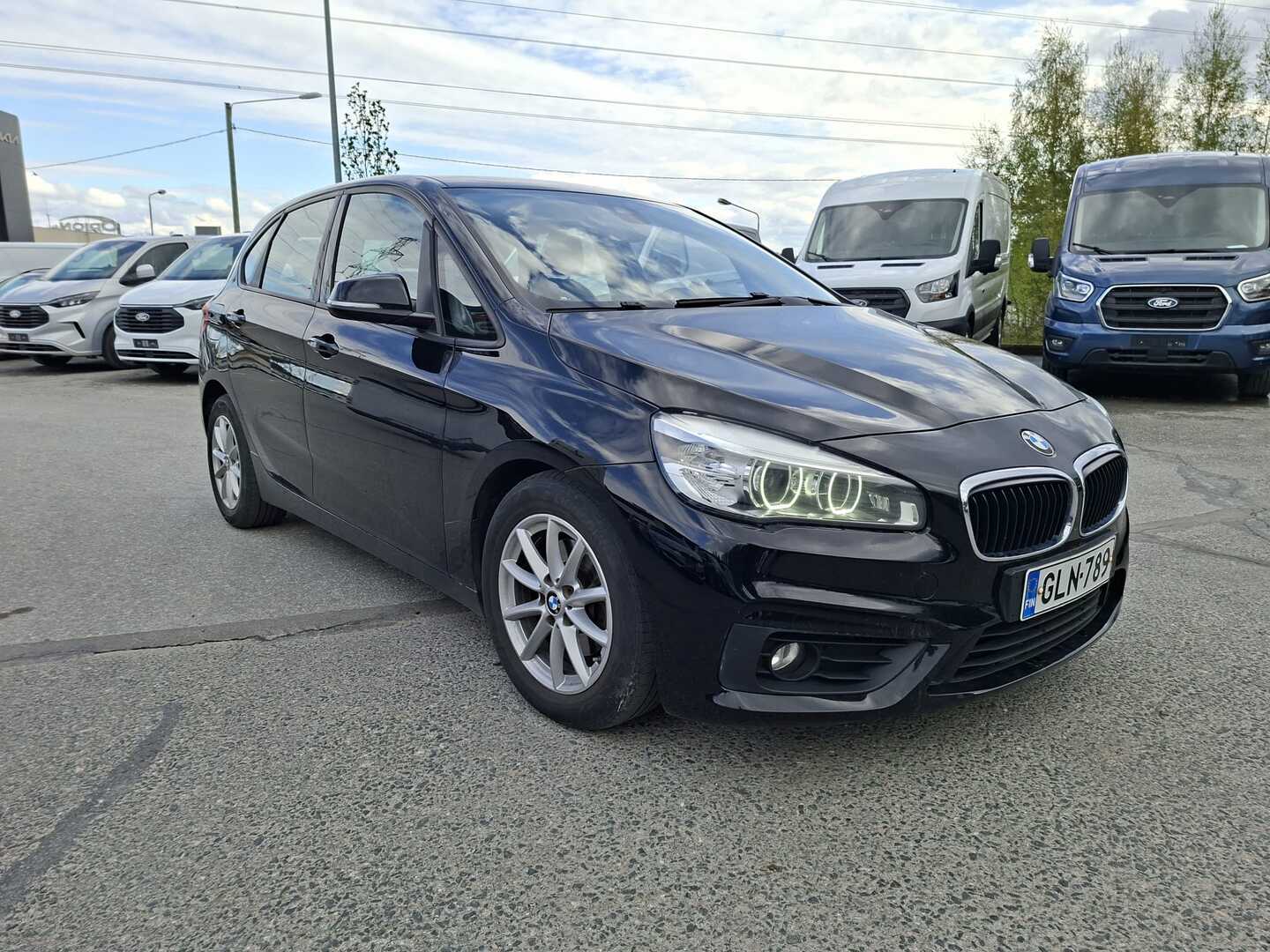 BMW 216 2015