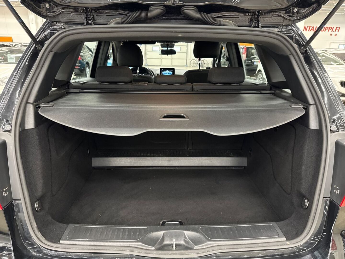 MERCEDES-BENZ B 2016