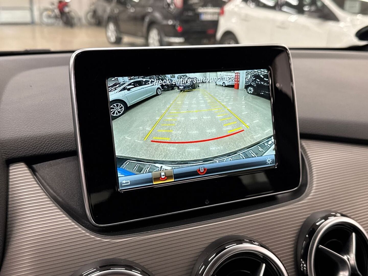 MERCEDES-BENZ B 2016