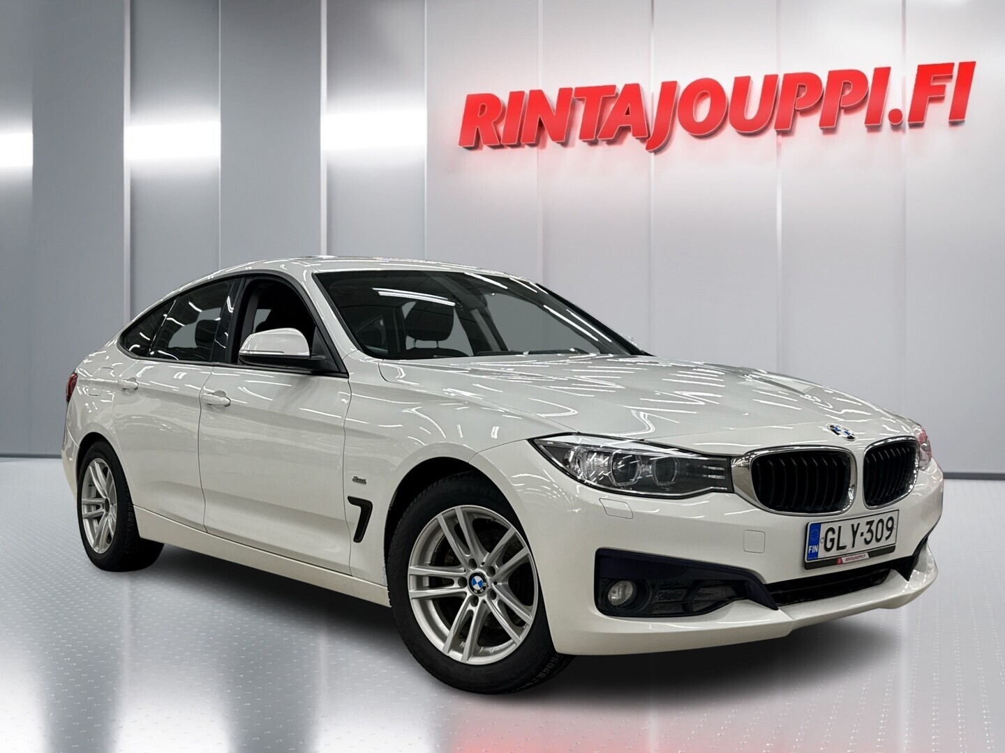 BMW 320 Gran Turismo 2016