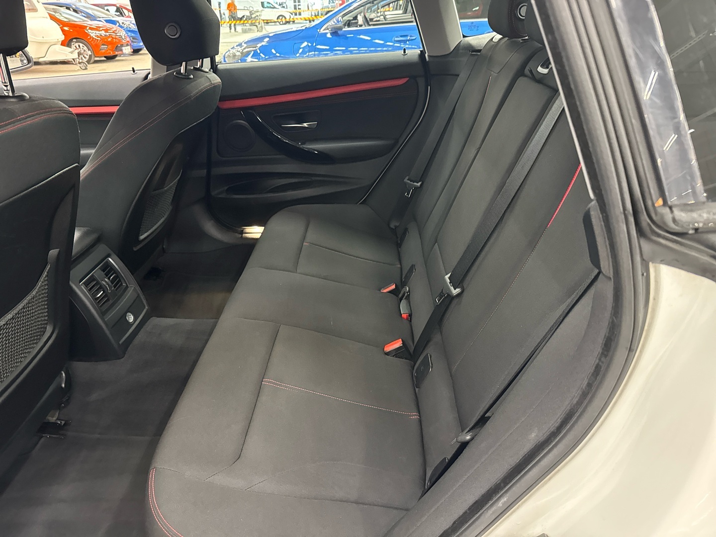 BMW 320 Gran Turismo 2016