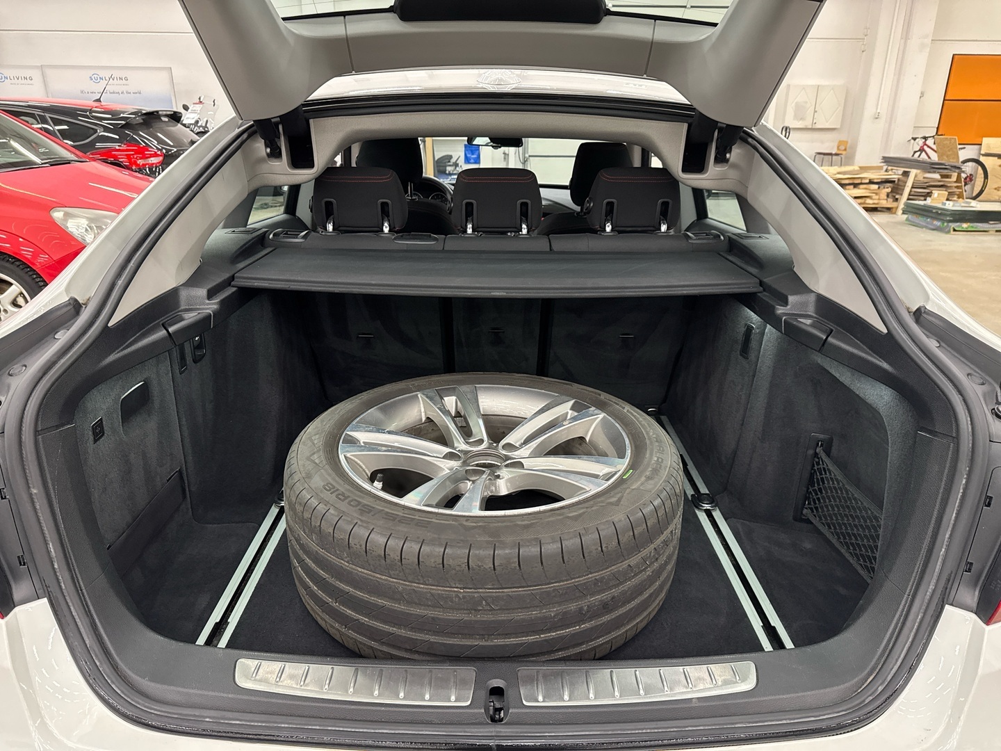 BMW 320 Gran Turismo 2016