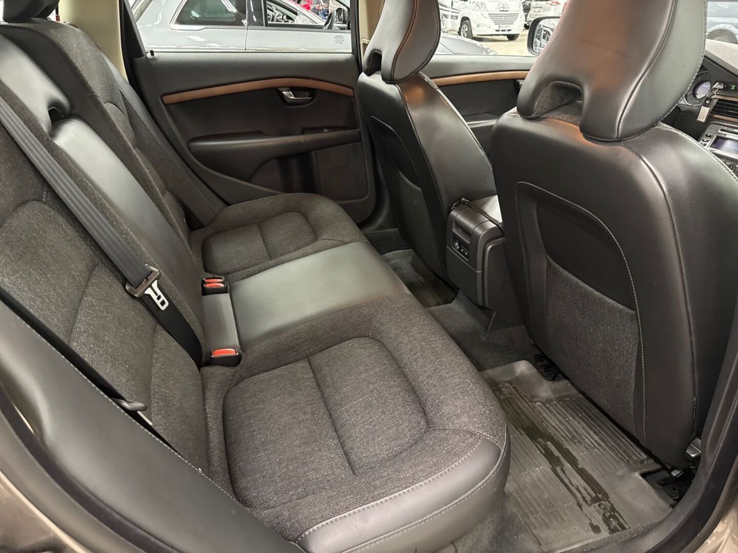 VOLVO XC70 2008