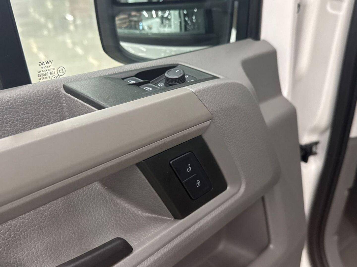 VOLKSWAGEN Grand California 600 2023