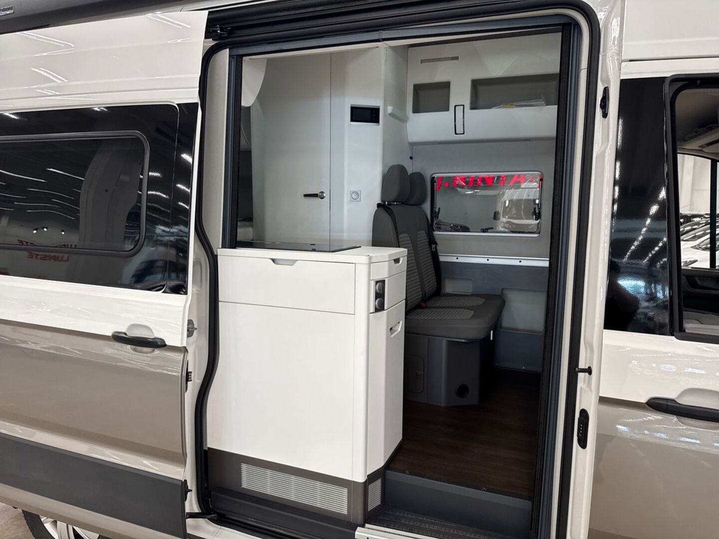 VOLKSWAGEN Grand California 600 2023
