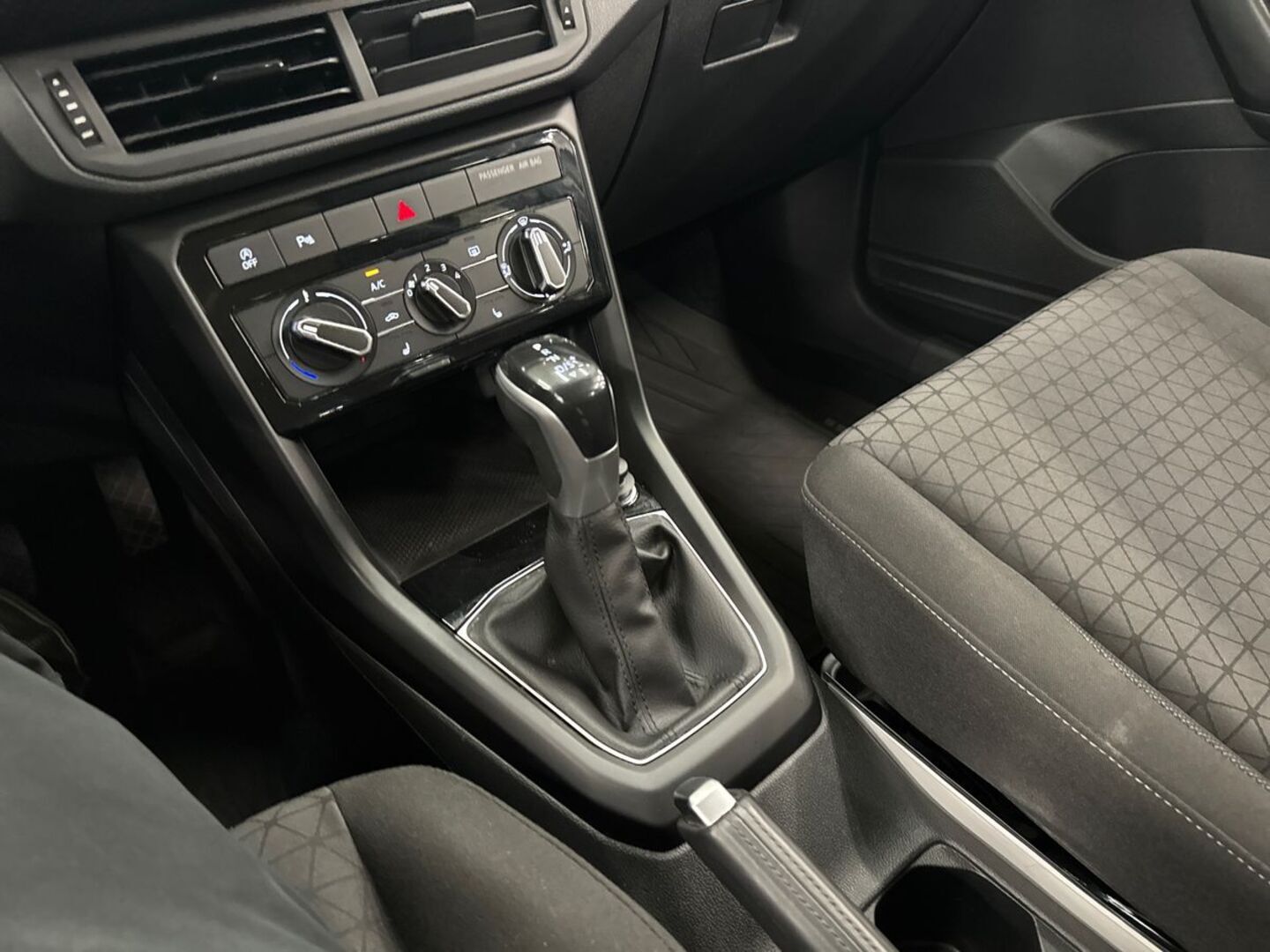 VOLKSWAGEN T-Cross 2022