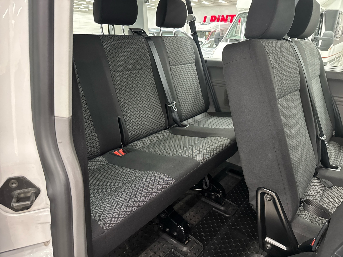 VOLKSWAGEN Caravelle 2021