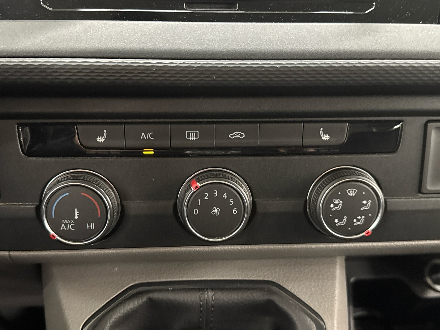 VOLKSWAGEN Caravelle 2021