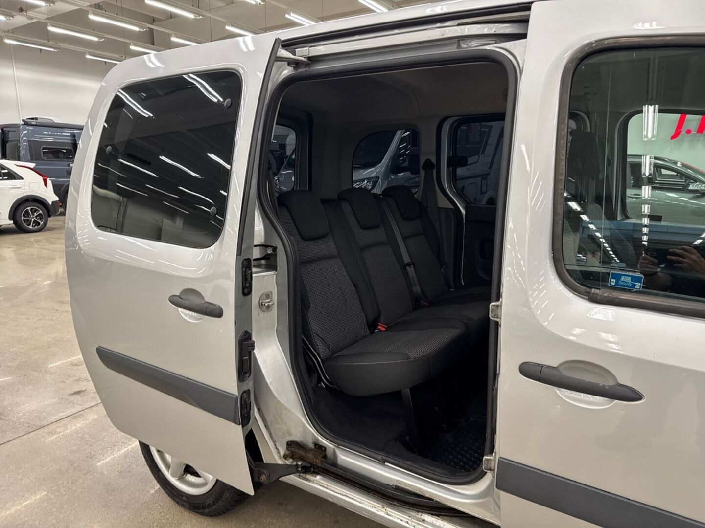 MERCEDES-BENZ Citan 2012