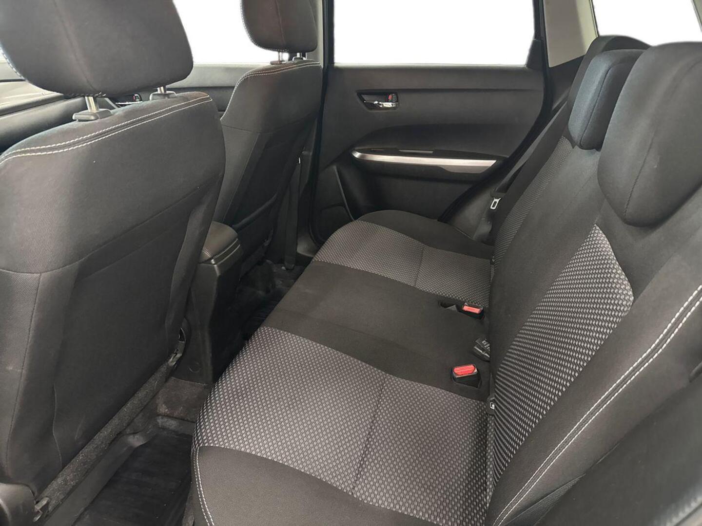 SUZUKI Vitara 2021