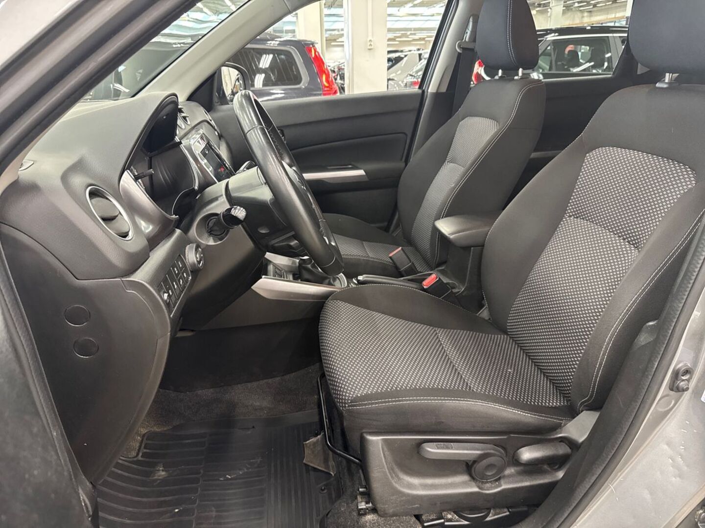 SUZUKI Vitara 2021
