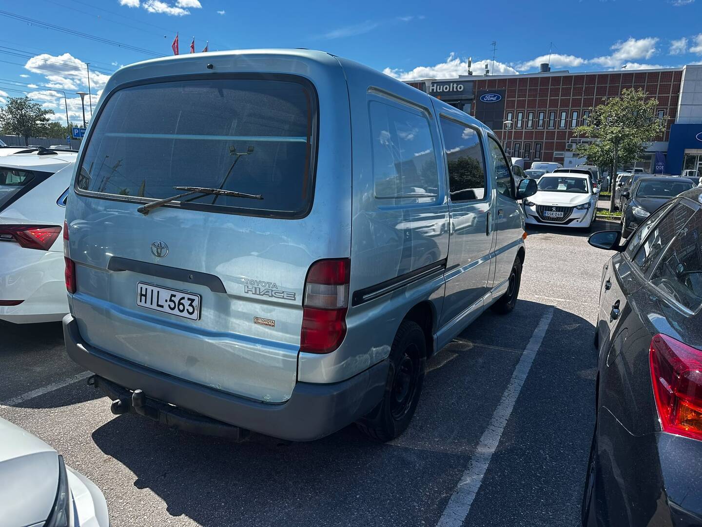 TOYOTA Hiace 1998