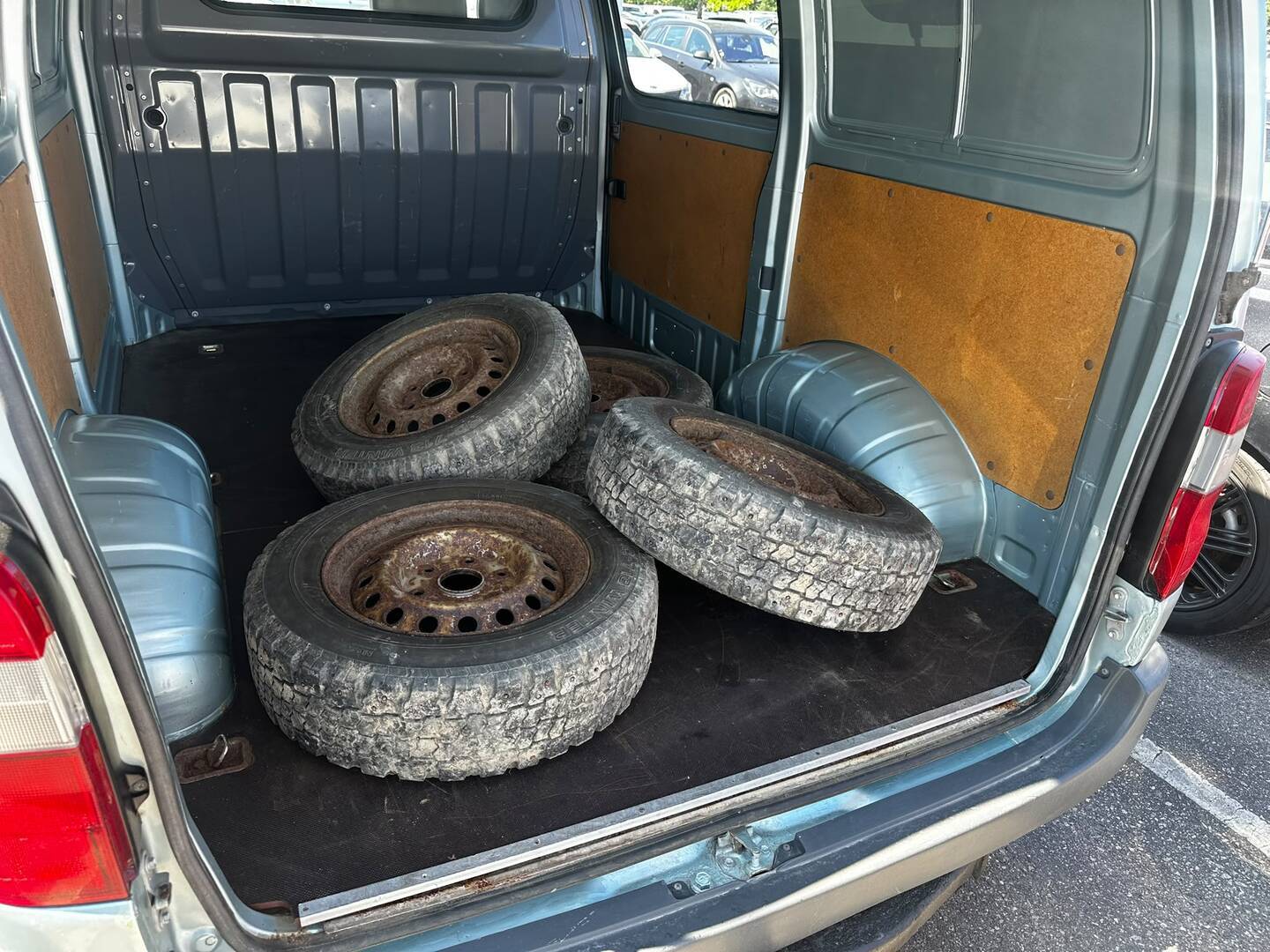 TOYOTA Hiace 1998