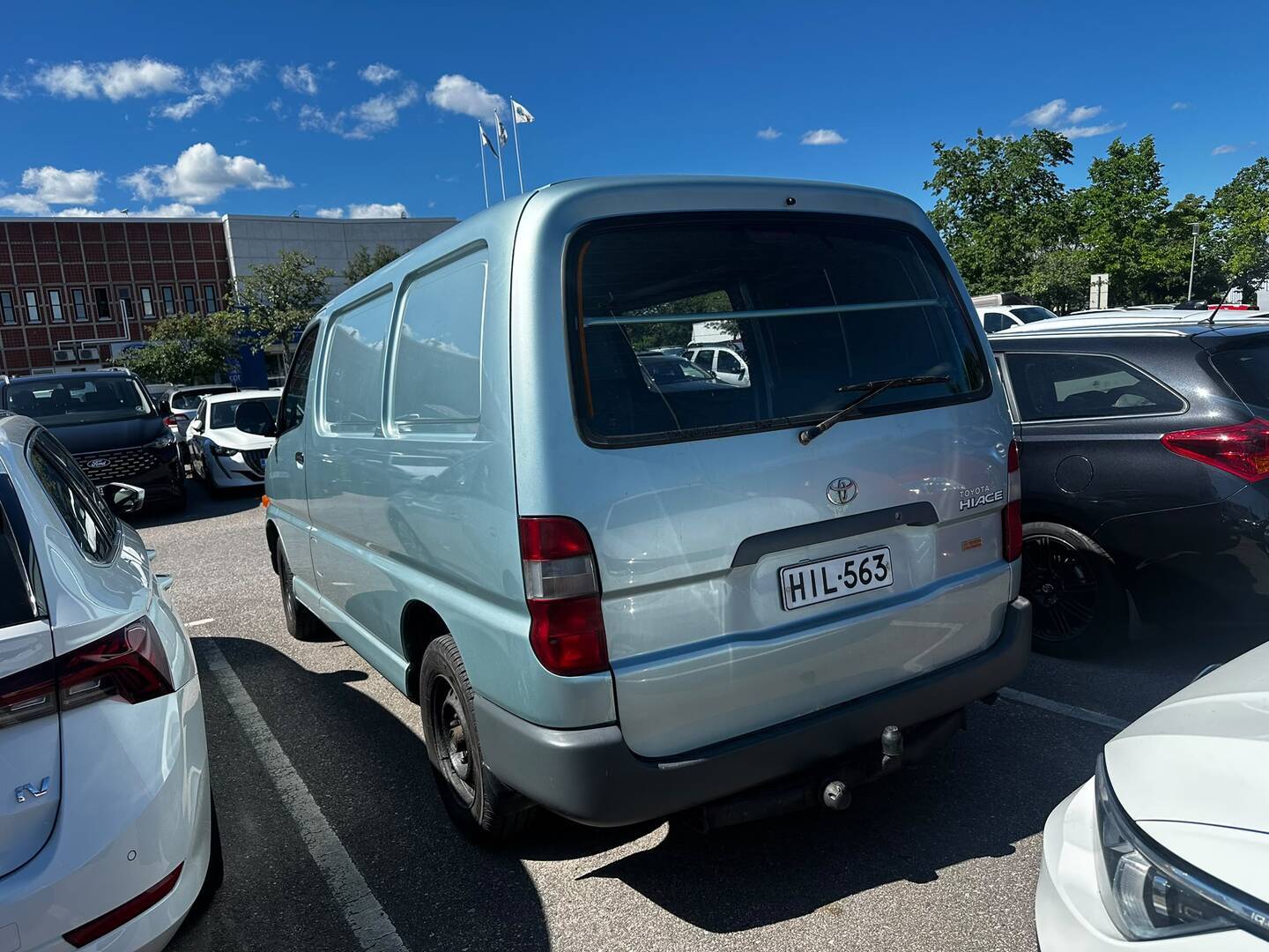 TOYOTA Hiace 1998