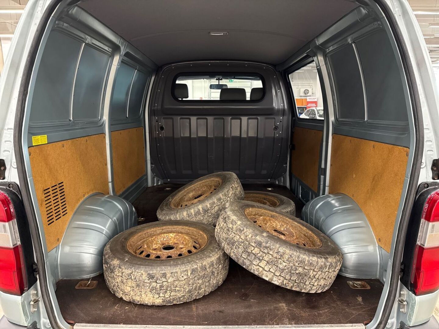 TOYOTA Hiace 1998