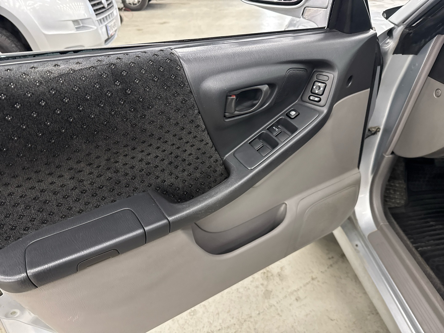 SUBARU Forester 2002