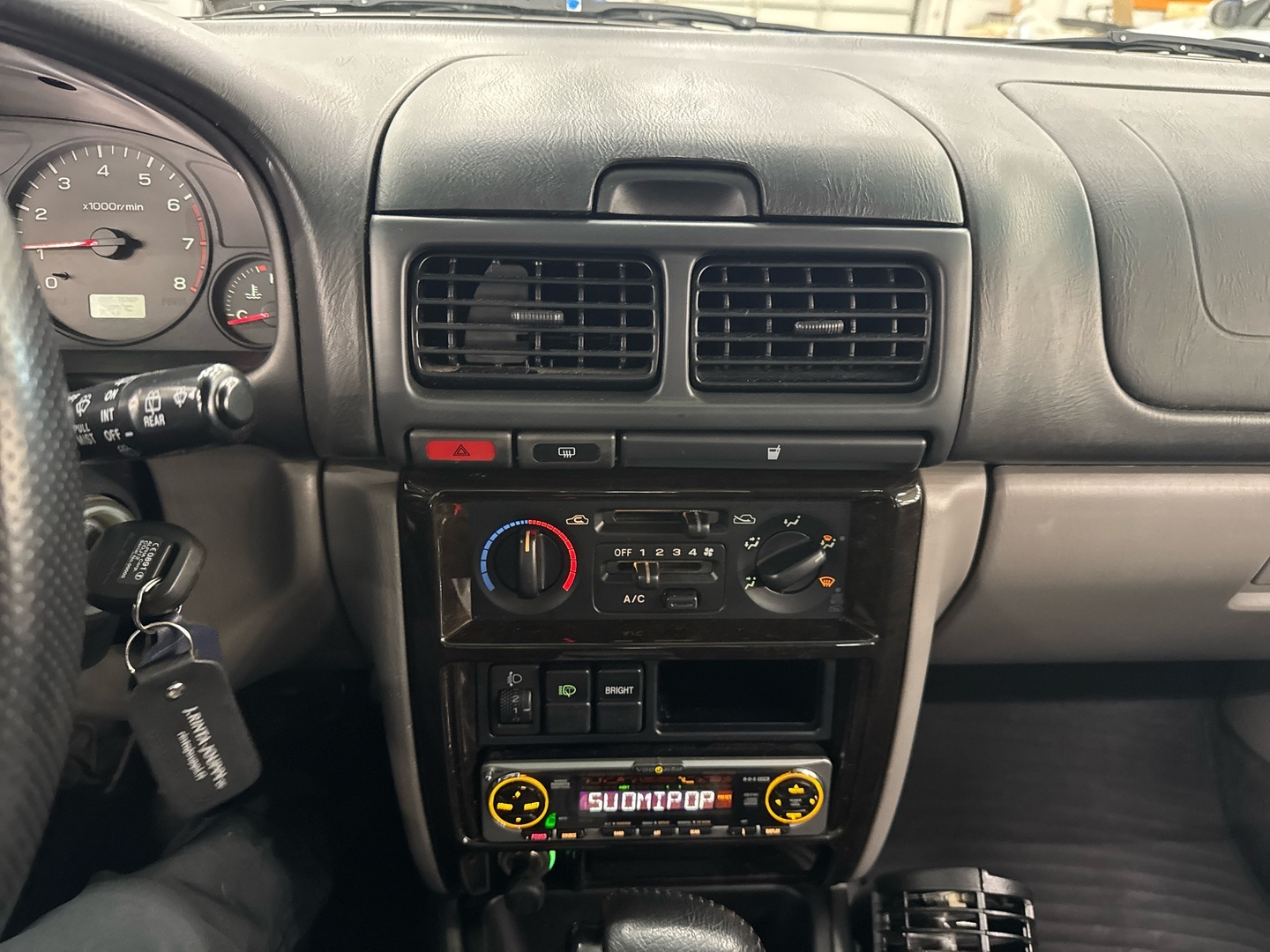 SUBARU Forester 2002