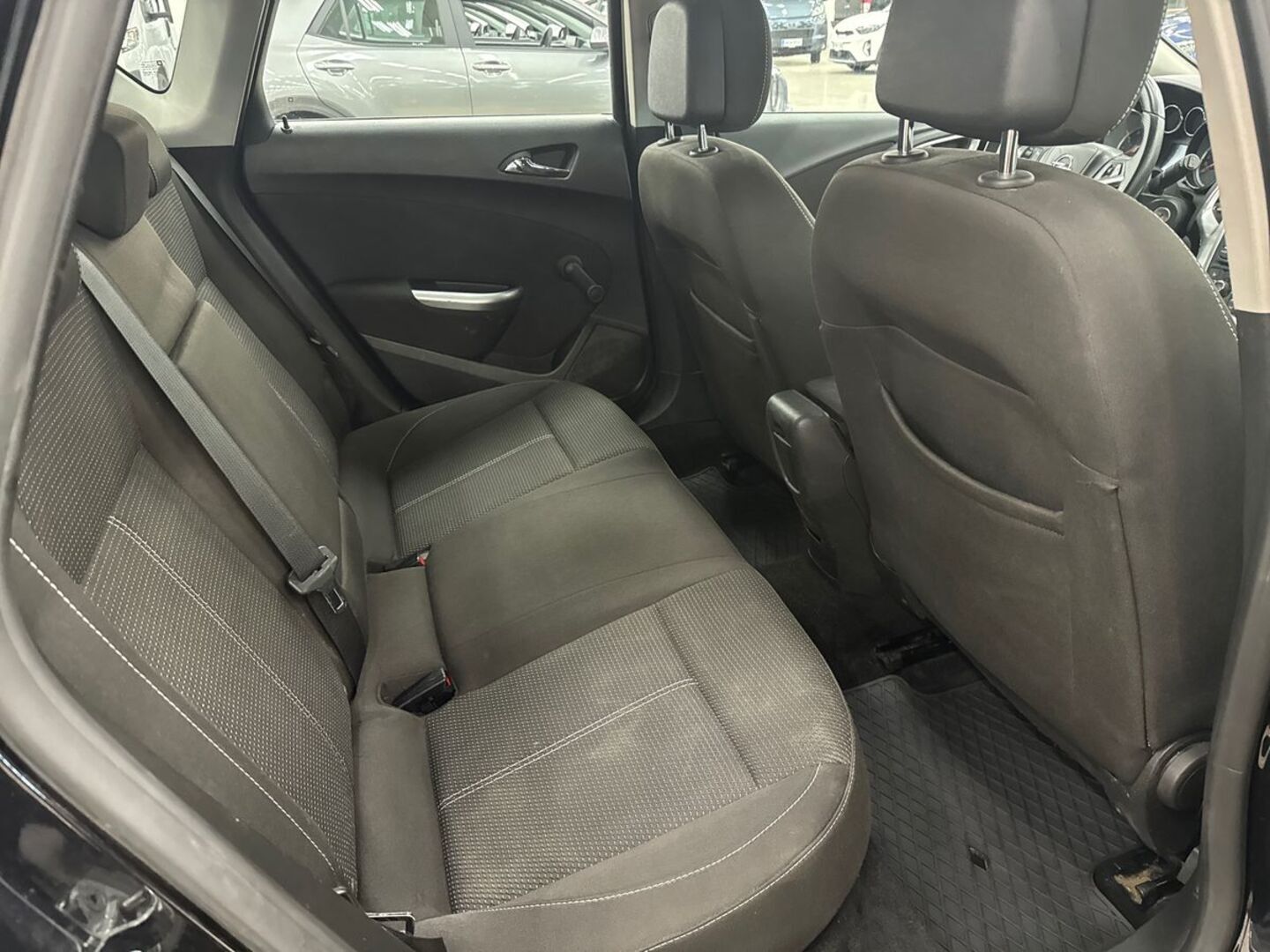 OPEL Astra 2010