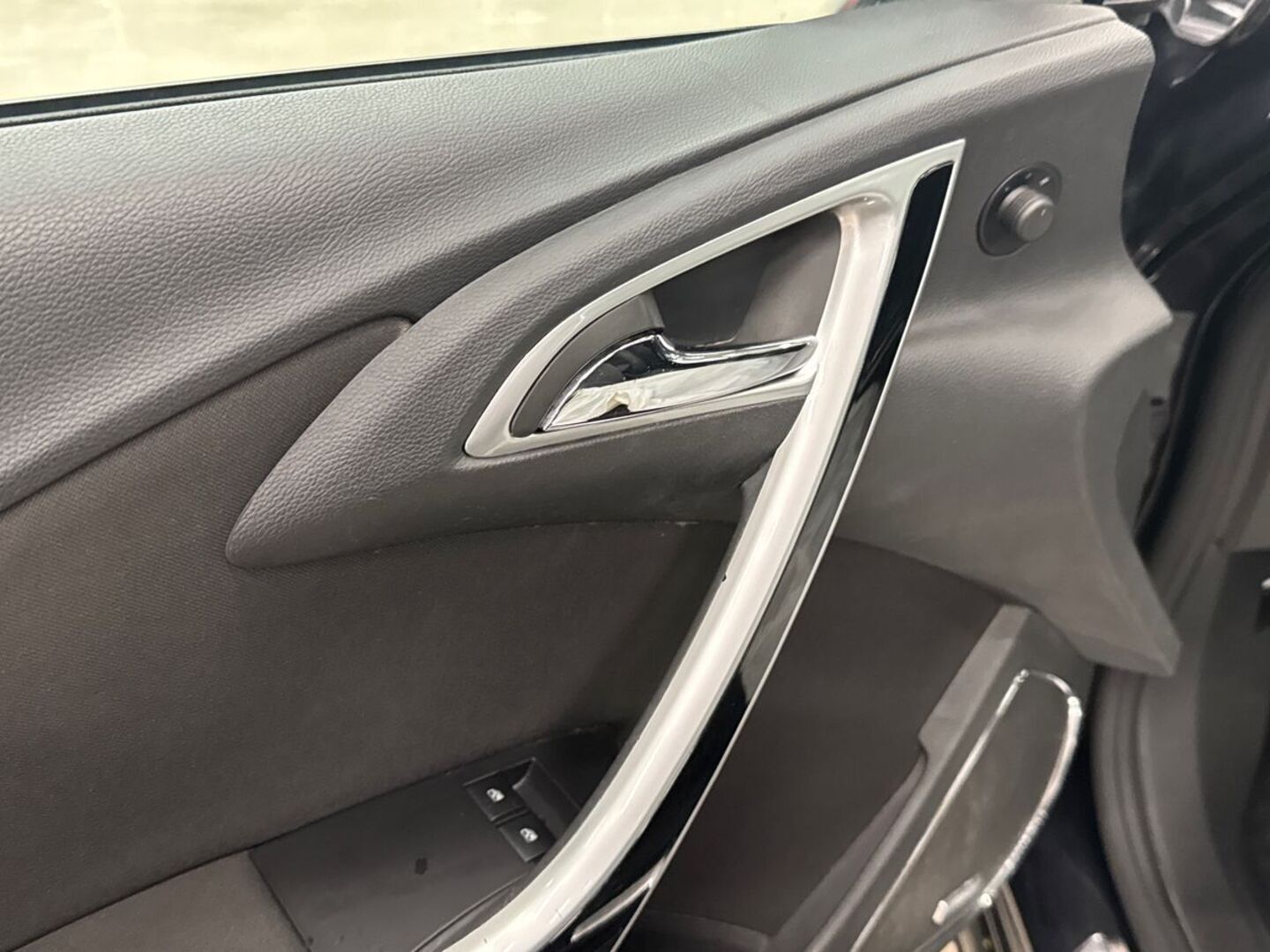 OPEL Astra 2010