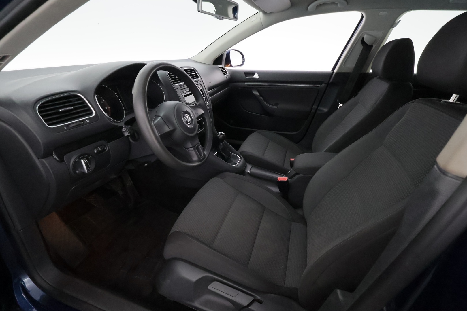 VOLKSWAGEN Golf 2011