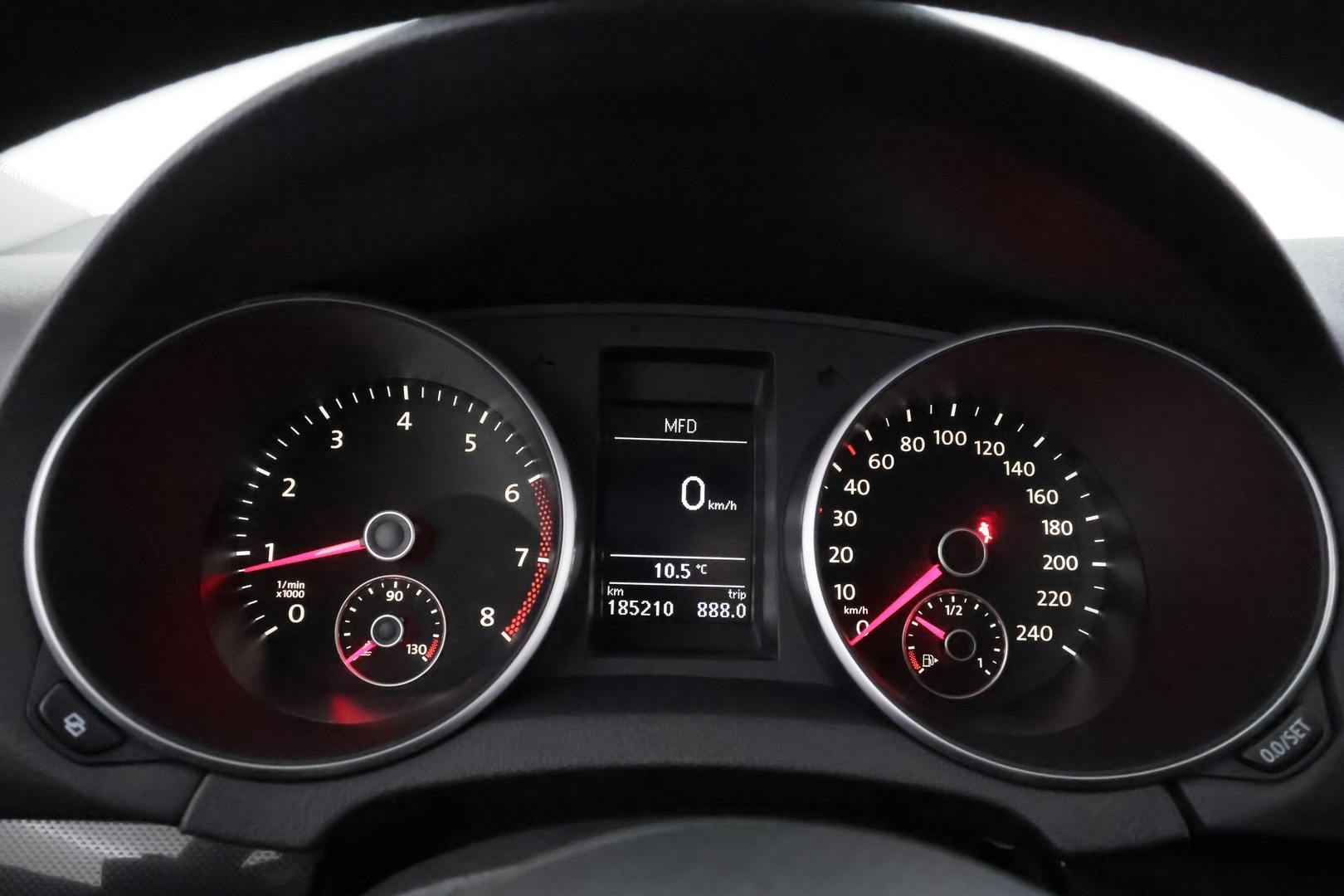 VOLKSWAGEN Golf 2011