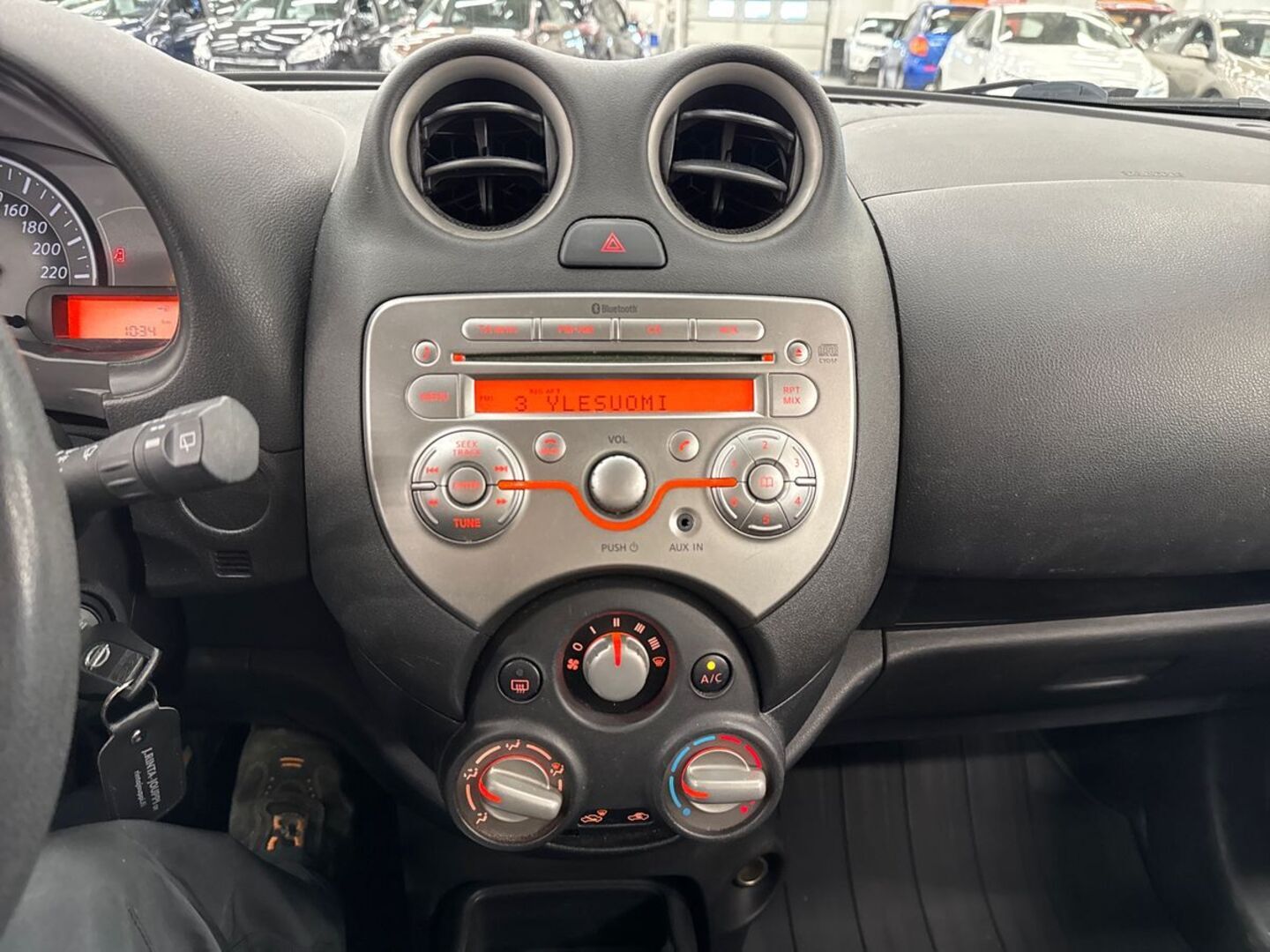 NISSAN Micra 2012