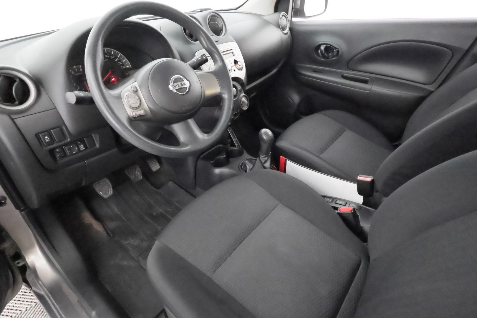 NISSAN Micra 2013
