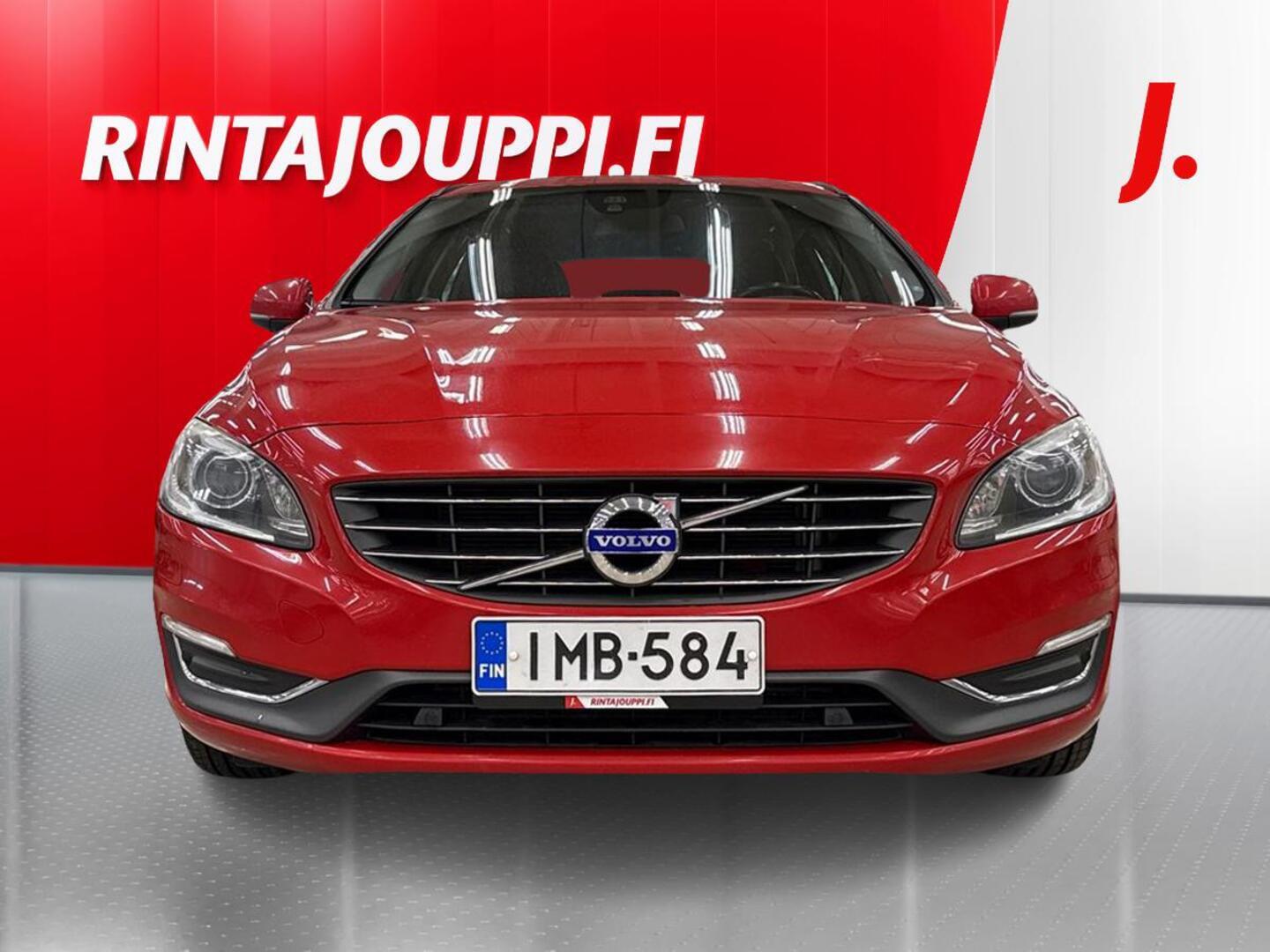 VOLVO V60 2015