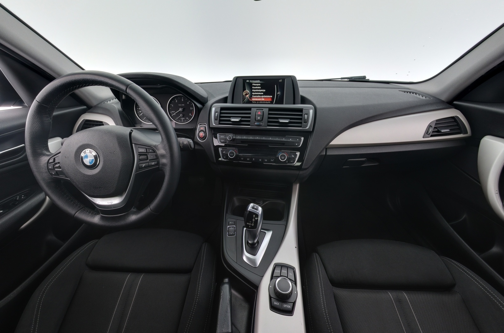 BMW 120 2016