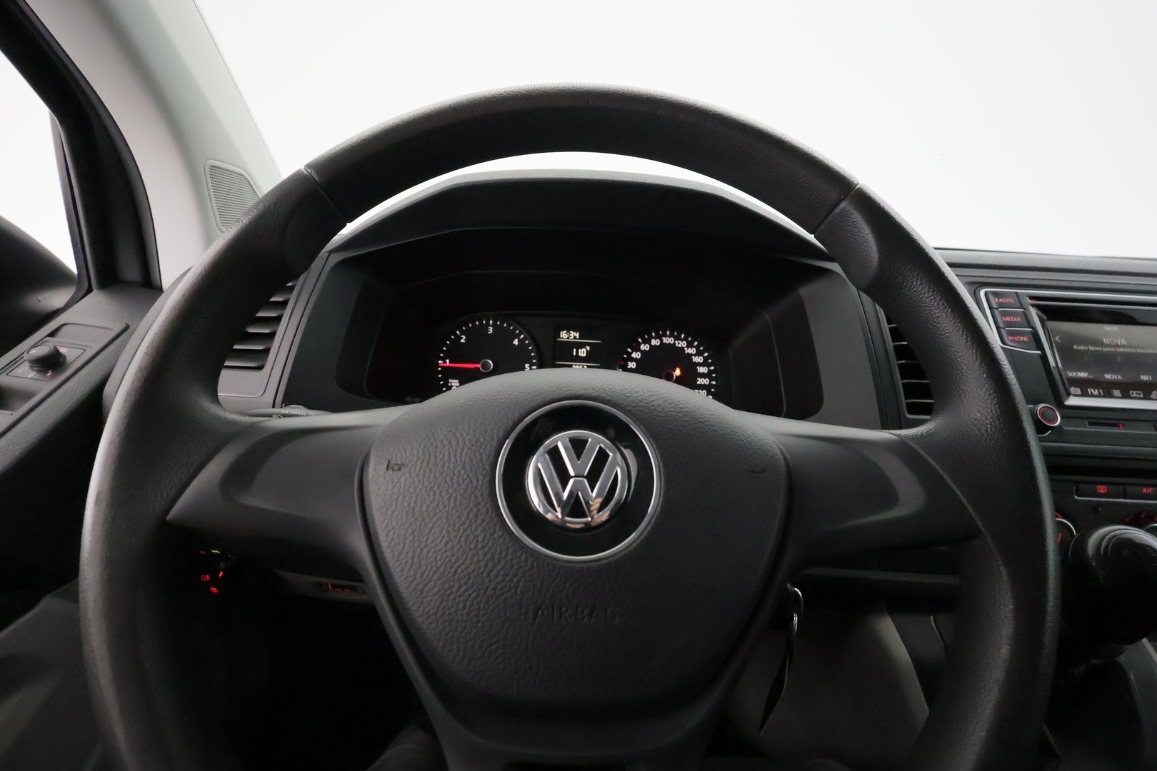 VOLKSWAGEN Transporter 2017