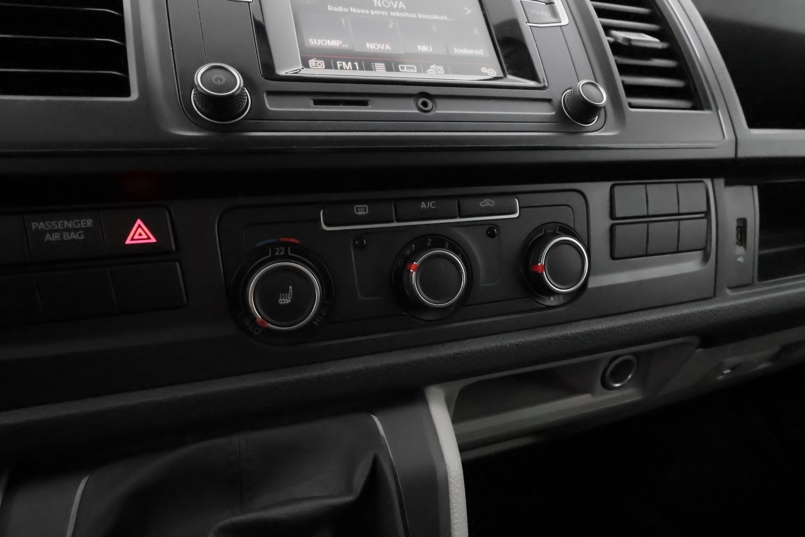 VOLKSWAGEN Transporter 2017