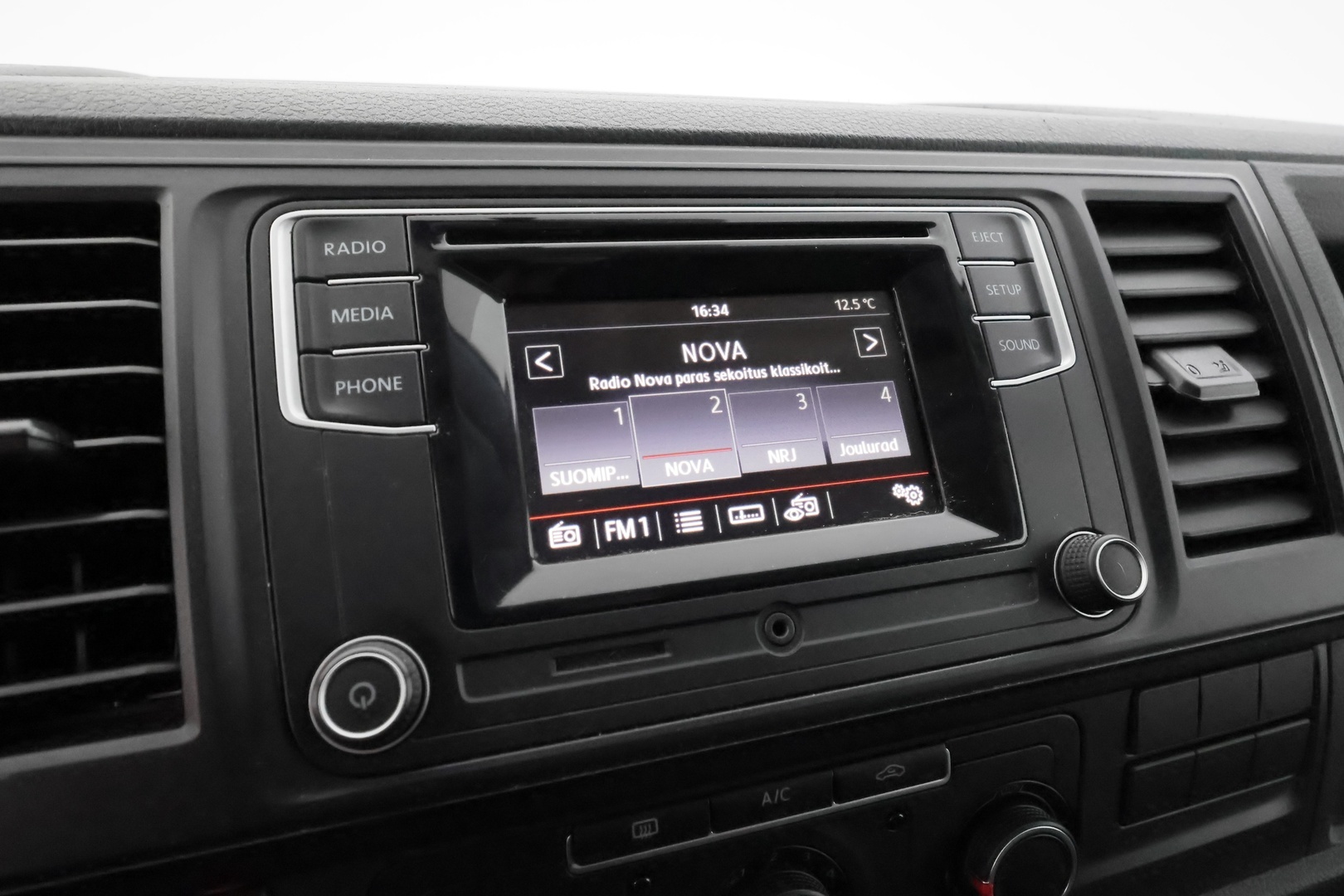 VOLKSWAGEN Transporter 2017